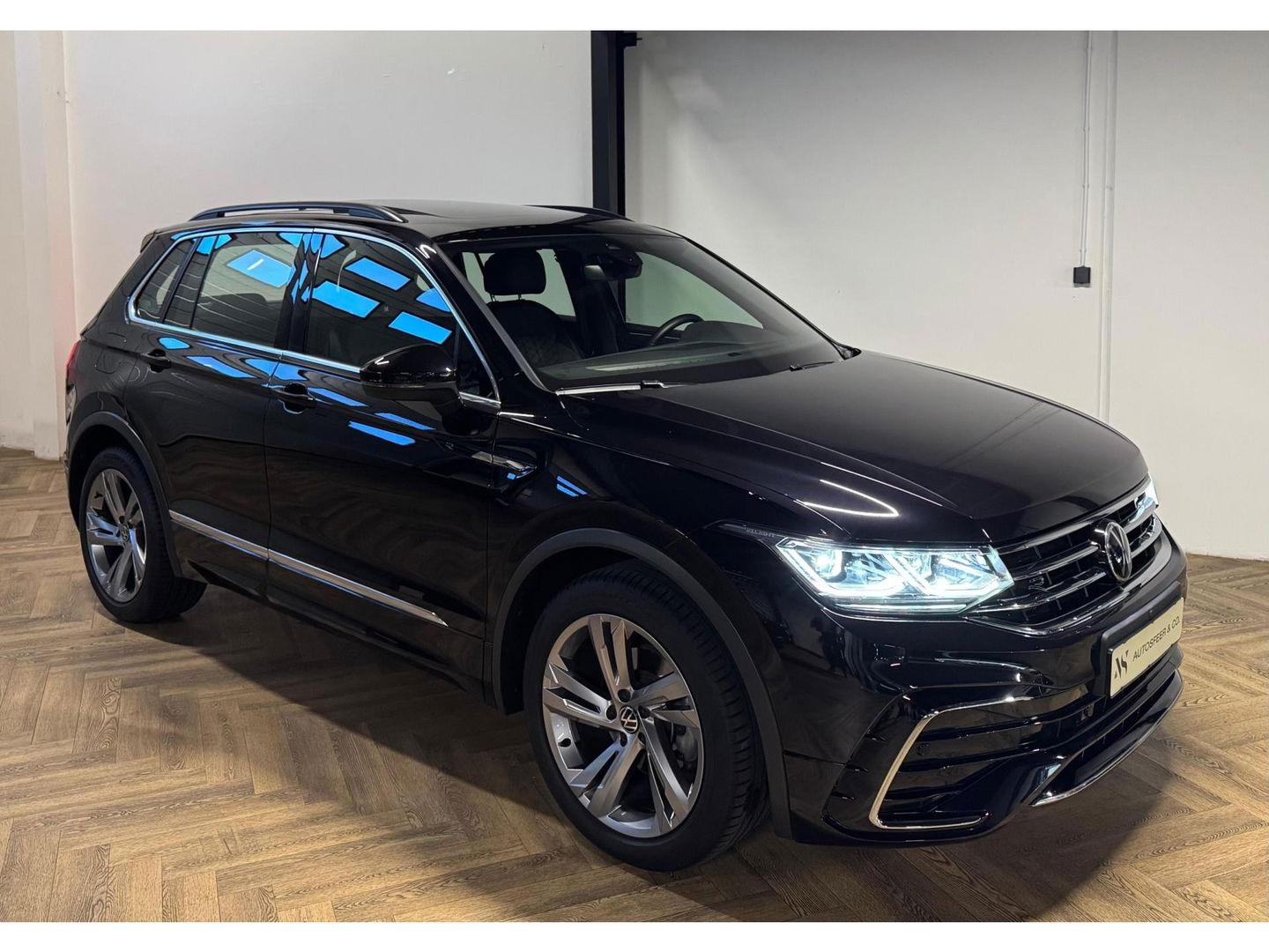 Volkswagen Tiguan 1.5 TSI R-Line PANO KEYLESS VOL'