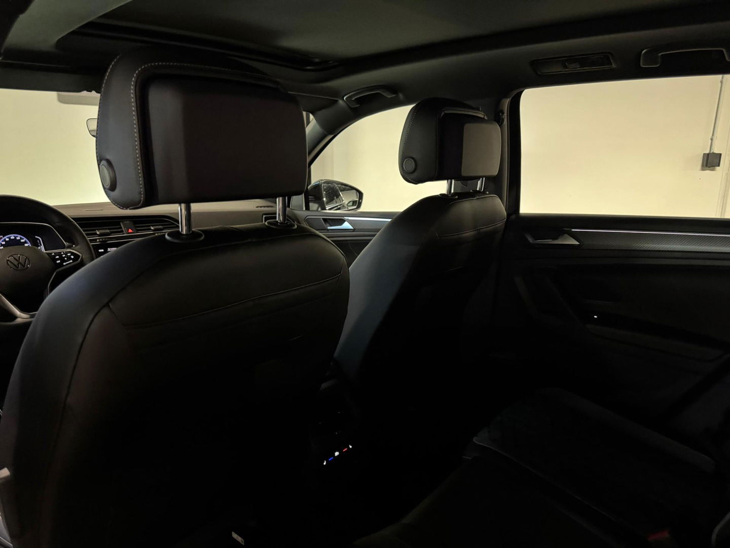 Volkswagen Tiguan 1.5 TSI R-Line PANO KEYLESS VOL'