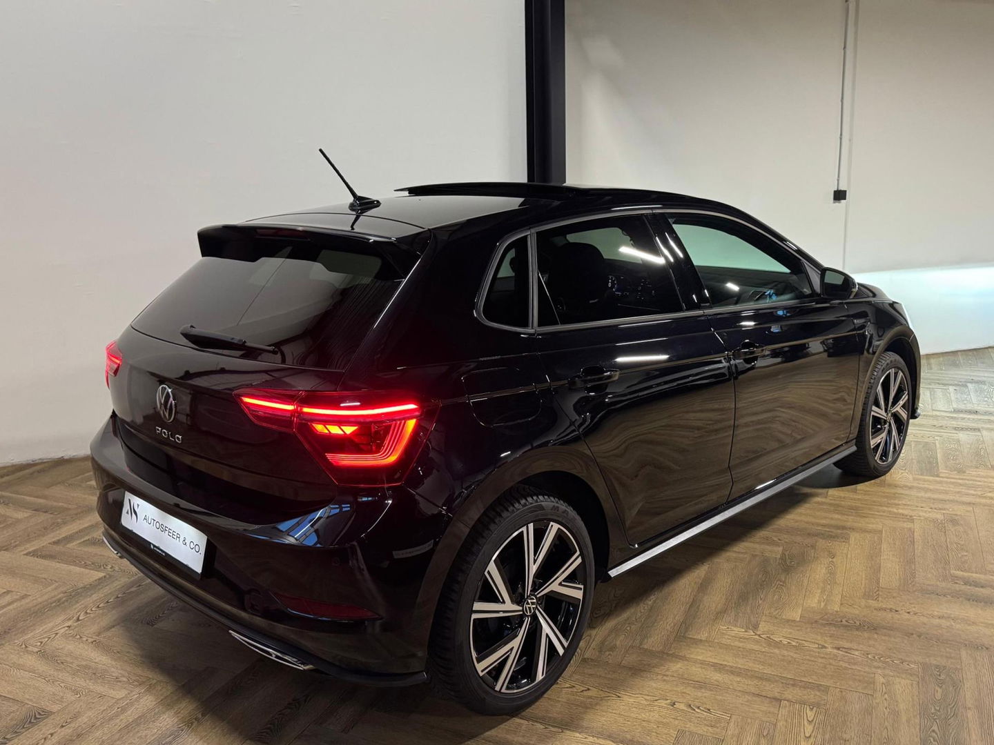Volkswagen Polo 1.0 TSI R-Line 3X R-LINE PANO CAM