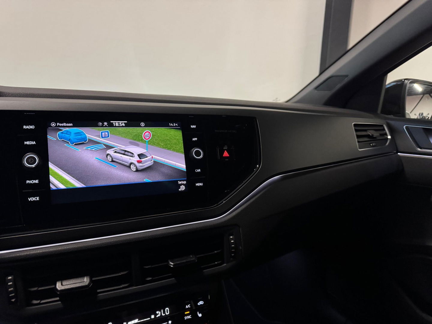 Volkswagen Polo 1.0 TSI R-Line 3X R-LINE PANO CAM