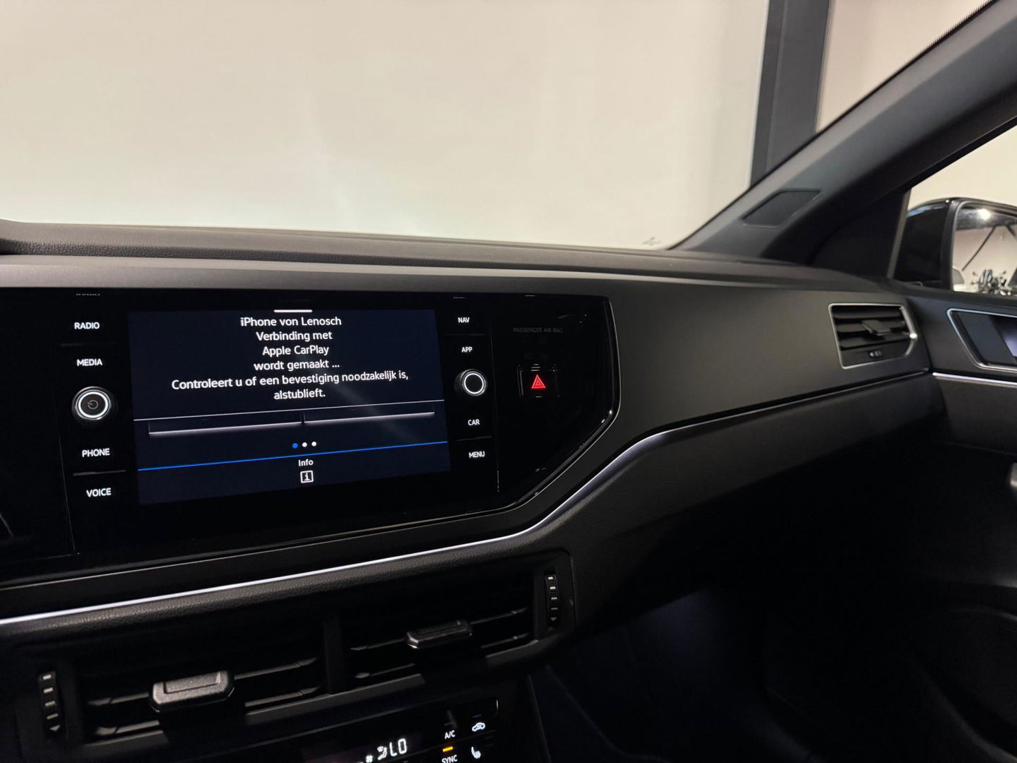Volkswagen Polo 1.0 TSI R-Line 3X R-LINE PANO CAM