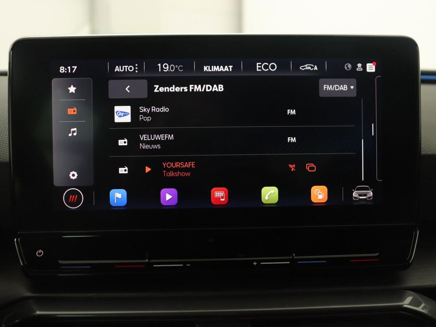 CUPRA Leon 1.4 eHybrid VZ | 245pk | Carplay | Navigatie | Sfeerverlichting | Keyless | Sportstoelen | Digital Cockpit | Parkeerhulp | PHEV | Plug In