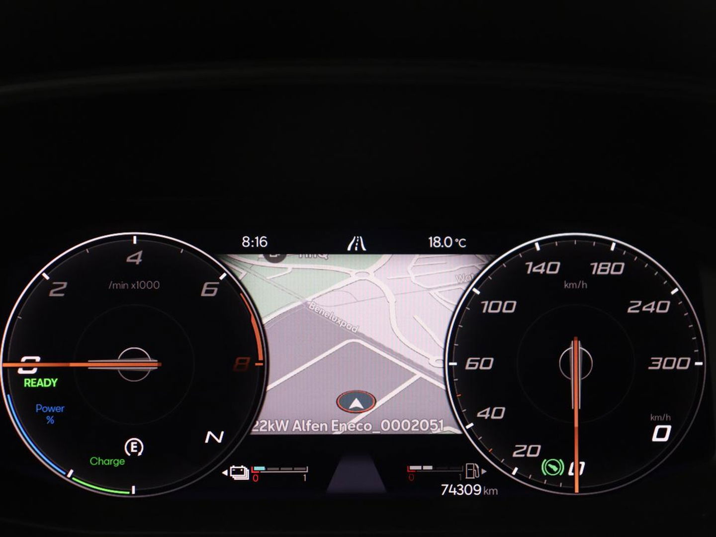 CUPRA Leon 1.4 eHybrid VZ | 245pk | Carplay | Navigatie | Sfeerverlichting | Keyless | Sportstoelen | Digital Cockpit | Parkeerhulp | PHEV | Plug In
