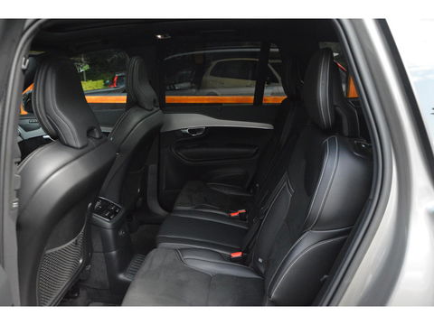 Volvo XC90 T8 Hybride AWD R-Design | Luchtvering | 360° Camera | Harman Kardon | Pilot-Assist | Stuur + Stoel Verwarmd |