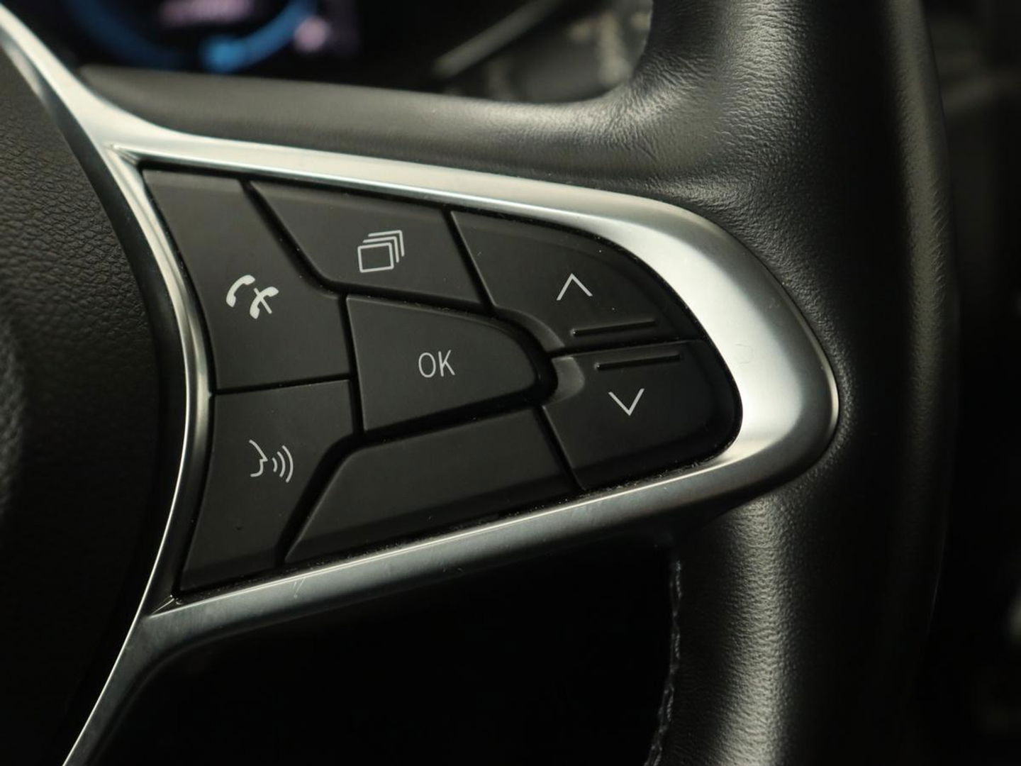 Renault Arkana 1.6 E-Tech Hybrid 145 Intens | Panoramadak | Adaptive cruise | Camera | Half leder | Carplay | Dodehoek detectie | Navigatie