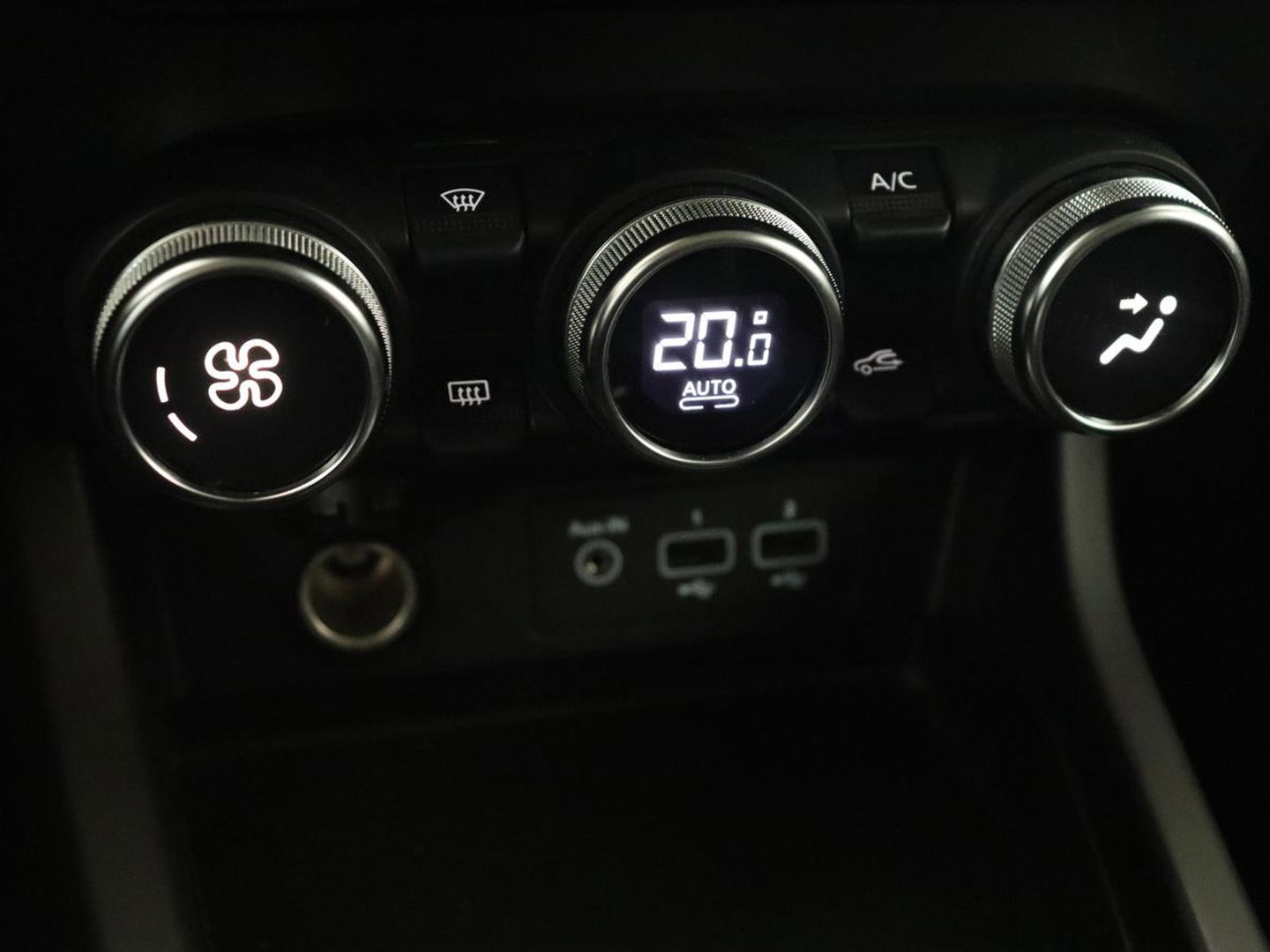 Renault Arkana 1.6 E-Tech Hybrid 145 Intens | Panoramadak | Adaptive cruise | Camera | Half leder | Carplay | Dodehoek detectie | Navigatie