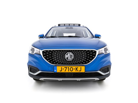 MG ZS EV Luxury 45 kWh {SOH-96 %} (INCL-BTW) Aut. *PANO | LUXURY-LEATHER | CCS-FASTLOADER | KEYLESS | NAVI-FULLMAP | ADAPTIVE-CRUISE | CAMERA | HEATED-SPORTSEATS | CARPLAY | BLINDSPOT | DAB | LANE-ASSIST | PRIVACY-GLASS | 17"