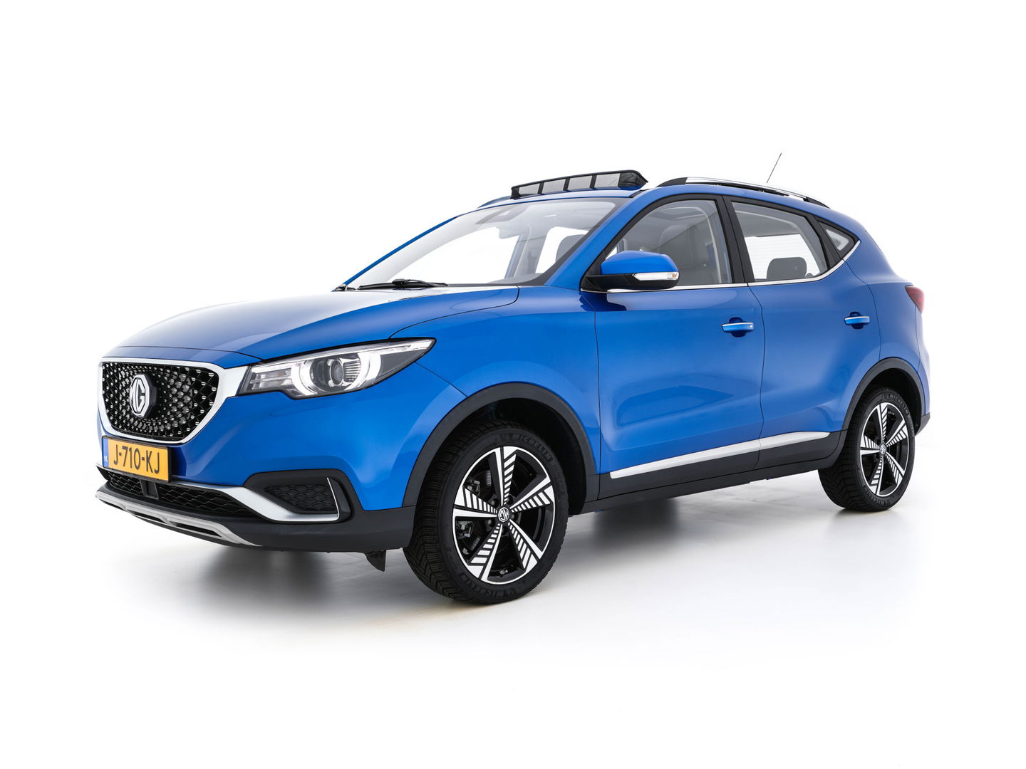 MG ZS EV Luxury 45 kWh {SOH-96 %} (INCL-BTW) Aut. *PANO | LUXURY-LEATHER | CCS-FASTLOADER | KEYLESS | NAVI-FULLMAP | ADAPTIVE-CRUISE | CAMERA | HEATED-SPORTSEATS | CARPLAY | BLINDSPOT | DAB | LANE-ASSIST | PRIVACY-GLASS | 17"