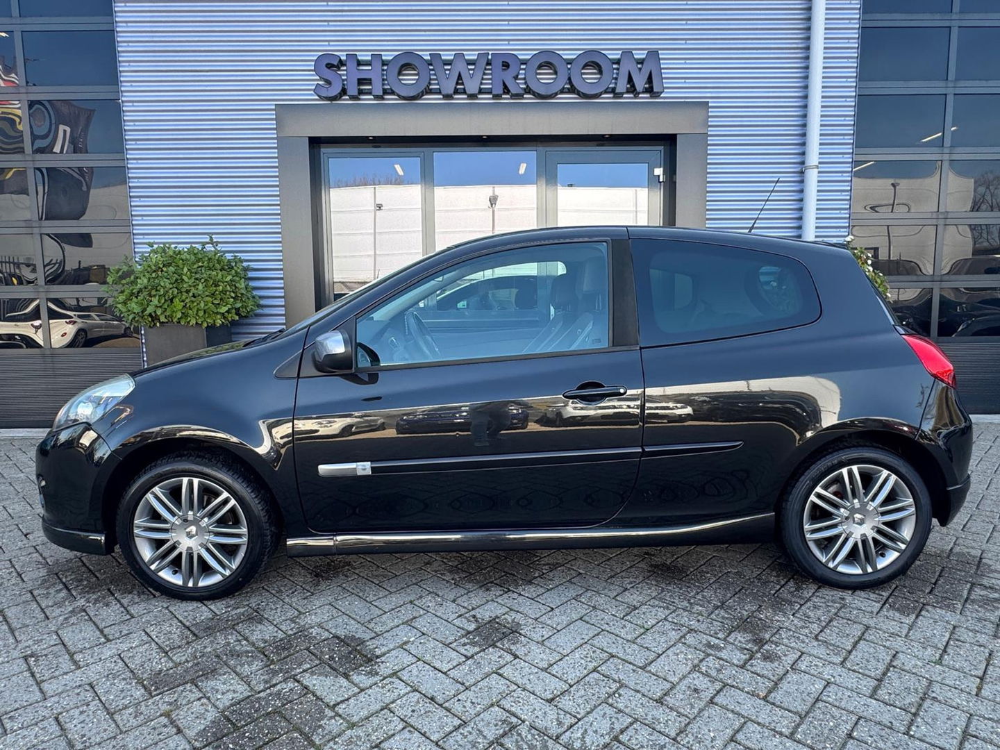Renault Clio 1.6 GT Navi|Cruise control|Lichtmetalen velgen|Half leder