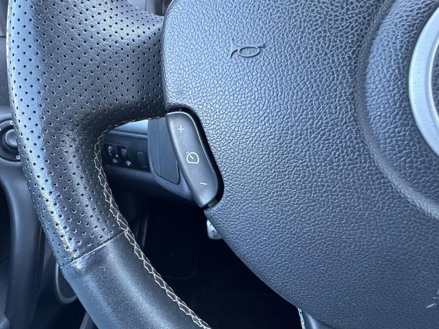 Renault Clio 1.6 GT Navi|Cruise control|Lichtmetalen velgen|Half leder