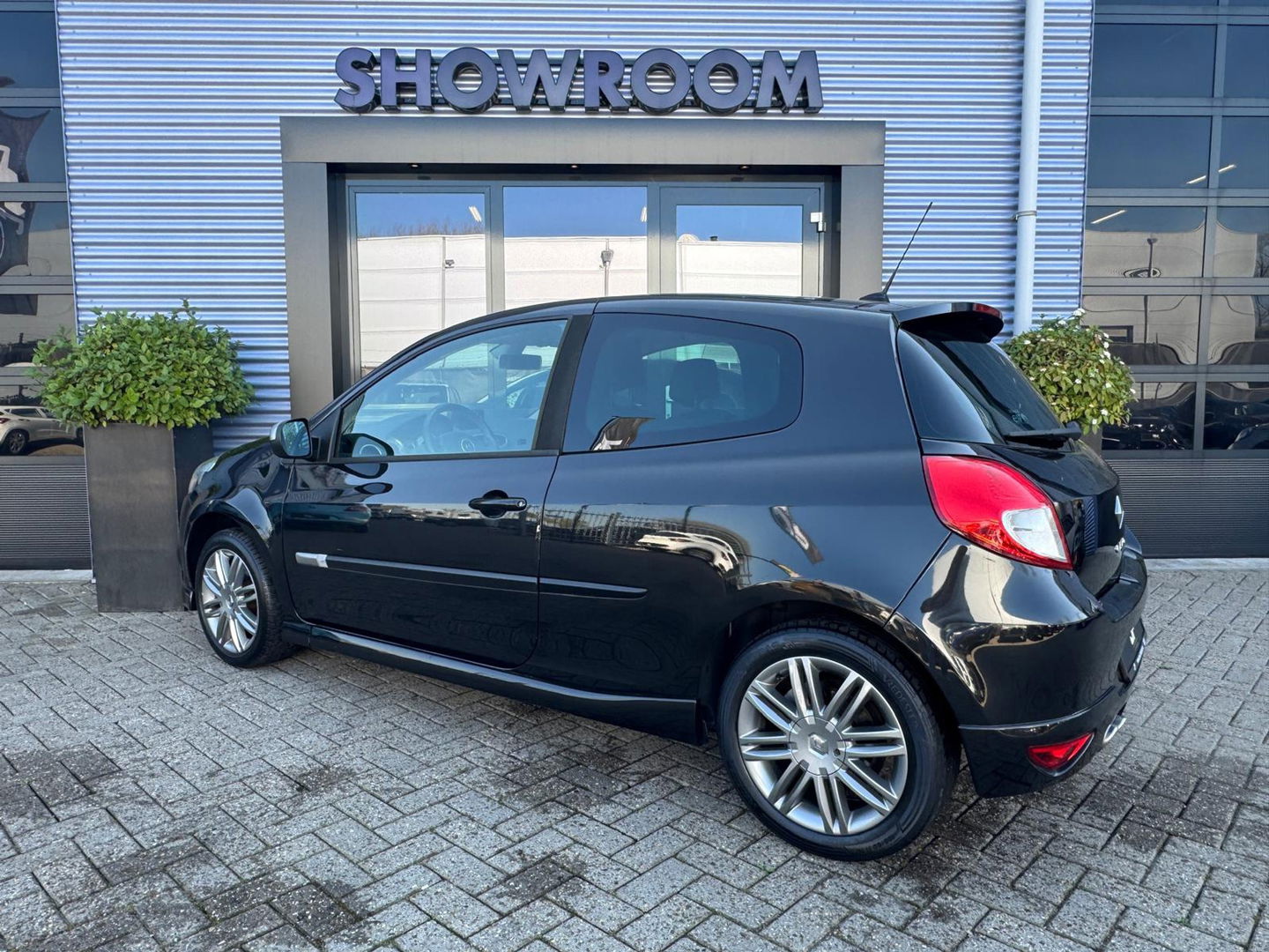 Renault Clio 1.6 GT Navi|Cruise control|Lichtmetalen velgen|Half leder