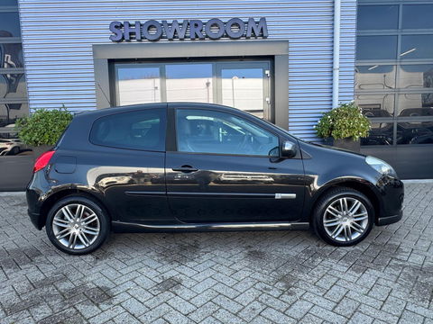Renault Clio 1.6 GT Navi|Cruise control|Lichtmetalen velgen|Half leder