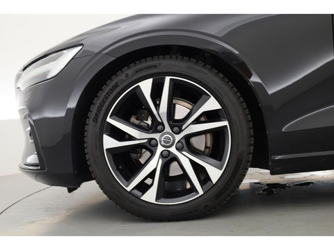Volvo V60 2.0 B4 R-Design | 197PK | Pano-dak | Sportstoelen | ACC | Leren Dashboard | Camera | Airco separaat achter