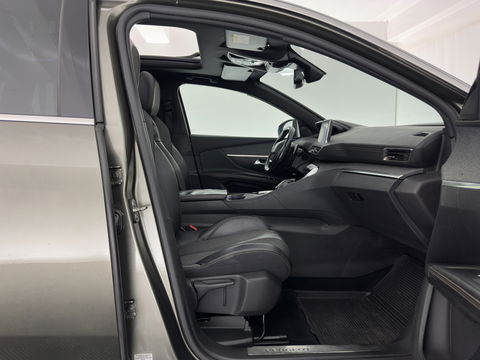 Peugeot 5008 1.6 e-THP GT-Line [ 7-Pers. ] Aut. *PANO | LEATHER-FABRIC | FULL-LED | DIGI-COCKPIT | LANE-ASSIST | BLINDS-SPOT | SPORT-SEATS | CAMERA | NAVI-FULLMAP | SHIFT-PADDLES | PRIVACY-GLASS | TOWBAR | 18''ALU*