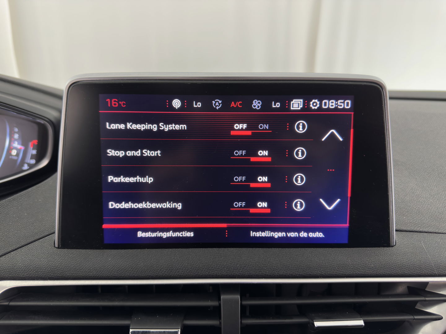 Peugeot 5008 1.6 e-THP GT-Line [ 7-Pers. ] Aut. *PANO | LEATHER-FABRIC | FULL-LED | DIGI-COCKPIT | LANE-ASSIST | BLINDS-SPOT | SPORT-SEATS | CAMERA | NAVI-FULLMAP | SHIFT-PADDLES | PRIVACY-GLASS | TOWBAR | 18''ALU*