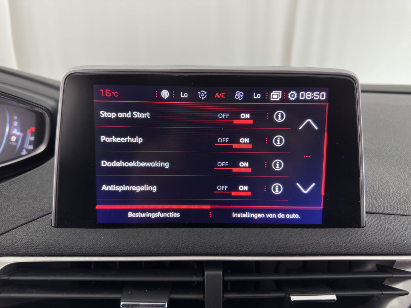 Peugeot 5008 1.6 e-THP GT-Line [ 7-Pers. ] Aut. *PANO | LEATHER-FABRIC | FULL-LED | DIGI-COCKPIT | LANE-ASSIST | BLINDS-SPOT | SPORT-SEATS | CAMERA | NAVI-FULLMAP | SHIFT-PADDLES | PRIVACY-GLASS | TOWBAR | 18''ALU*