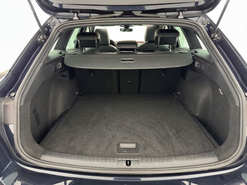 SEAT Leon Sportstourer 2.0 TDI FR Business Intense (INCL-BTW) Aut.  *PANO | FULL-LED | ADAPTIVE-CRUISE | DIGI-COCKPIT | NAVI-FULLMAP | LEATHER-MICROFIBRE | CARPLAY | KEYLESS | SHIFT-PADDLES | SPORT-SEATS | AMBIENT-LIGHT | CAMERA | 17''ALU | T