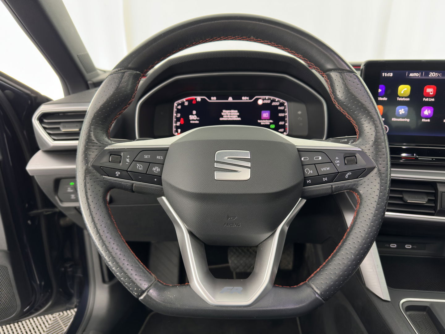 SEAT Leon Sportstourer 2.0 TDI FR Business Intense (INCL-BTW) Aut. *PANO | FULL-LED | ADAPTIVE-CRUISE | DIGI-COCKPIT | NAVI-FULLMAP | LEATHER-MICROFIBRE | CARPLAY | KEYLESS | SHIFT-PADDLES | SPORT-SEATS | AMBIENT-LIGHT | CAMERA | 17''ALU | T