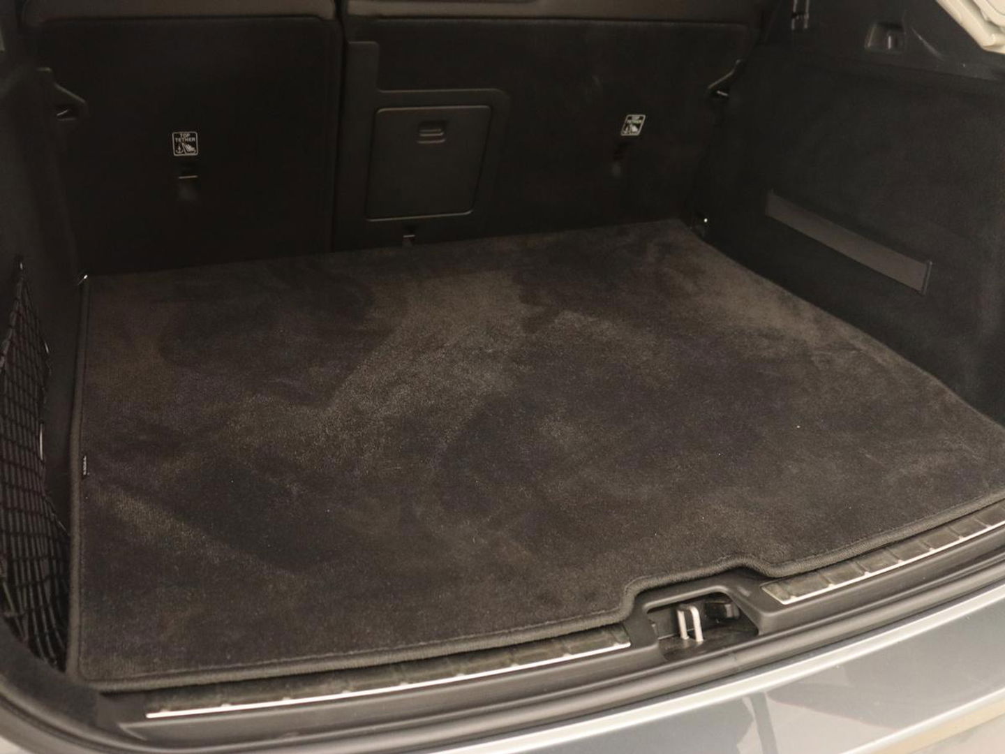 Volvo XC60 2.0 T8 Twin Engine AWD Inscription | Panoramadak | Trekhaak | Leder | Stoelverwarming | Camera | Adaptive cruise | Carplay | Navigatie | Full LED