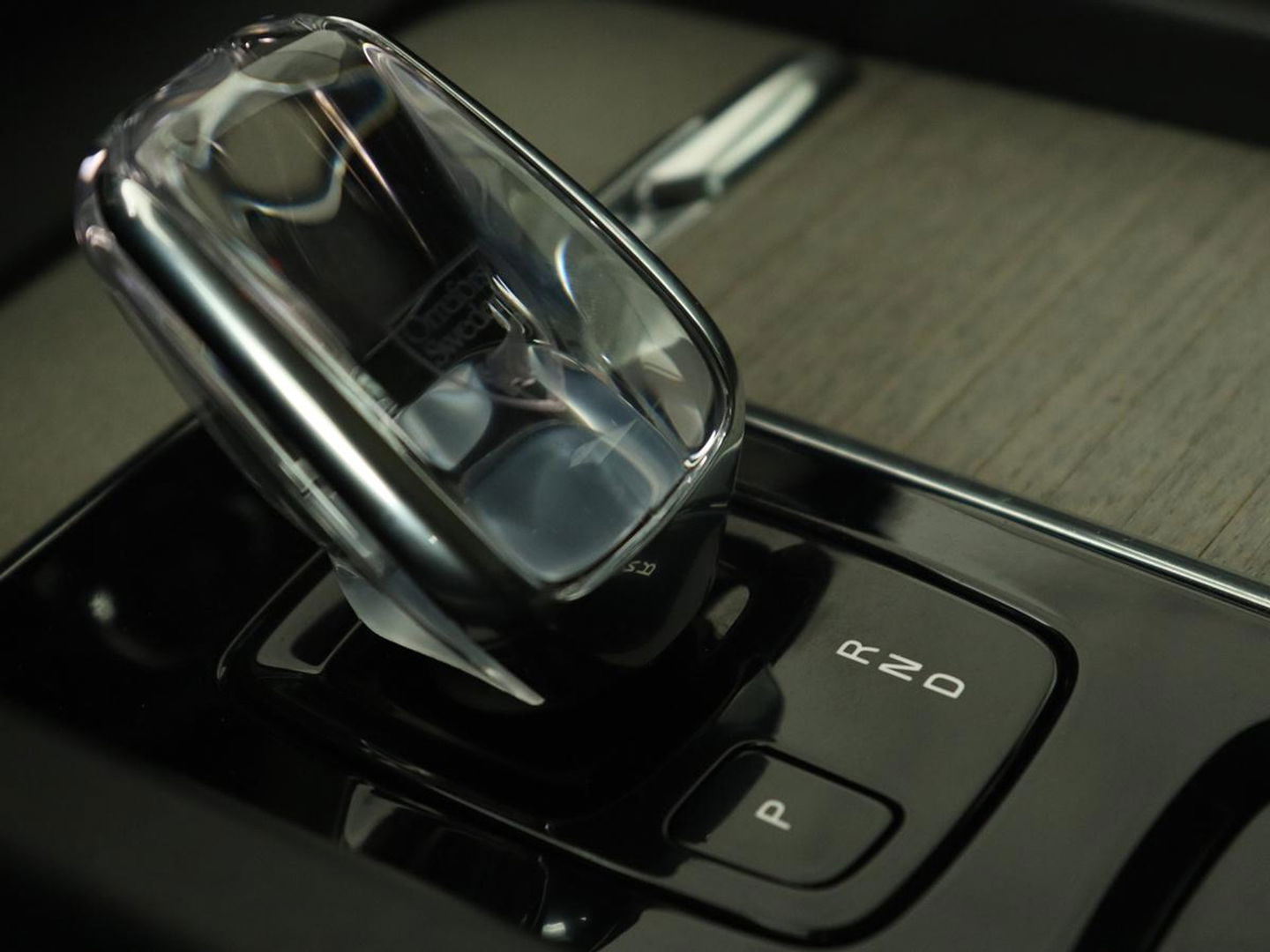 Volvo XC60 2.0 T8 Twin Engine AWD Inscription | Panoramadak | Trekhaak | Leder | Stoelverwarming | Camera | Adaptive cruise | Carplay | Navigatie | Full LED