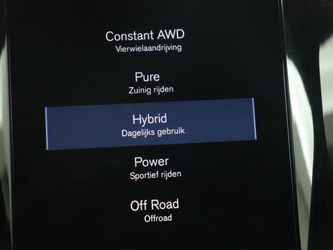 Volvo XC60 2.0 T8 Twin Engine AWD Inscription | Panoramadak | Trekhaak | Leder | Stoelverwarming | Camera | Adaptive cruise | Carplay | Navigatie | Full LED