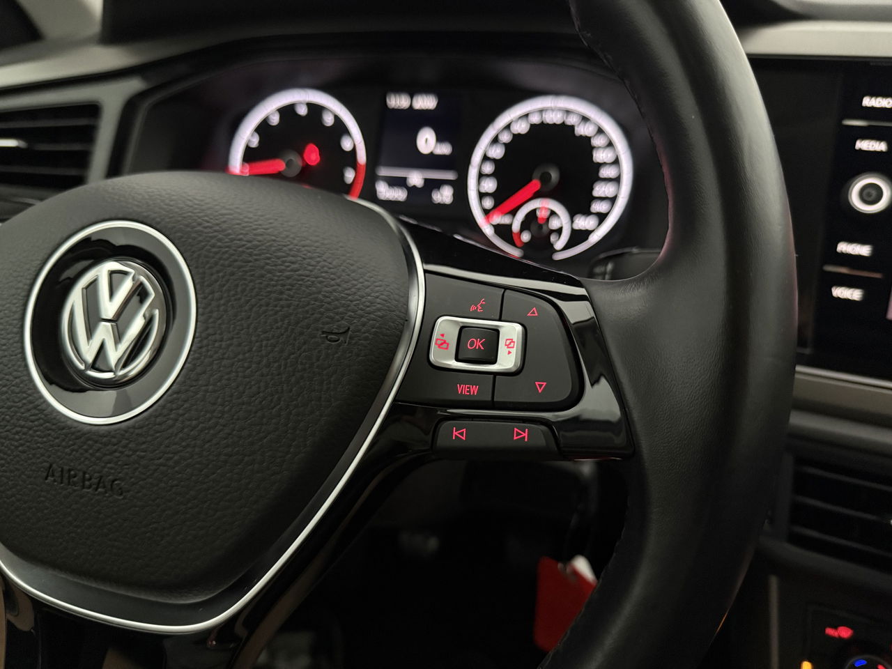 Volkswagen Polo 1.0 TSI | LED | Carplay | Adaptive Cruise | Navigatie | Stoelverw. | NAP
