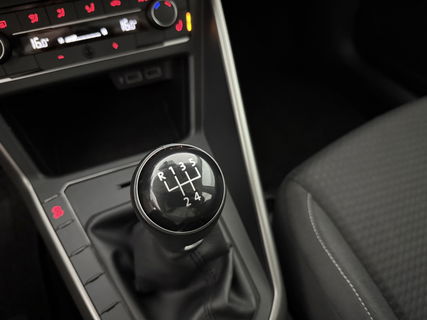 Volkswagen Polo 1.0 TSI | LED | Carplay | Adaptive Cruise | Navigatie | Stoelverw. | NAP
