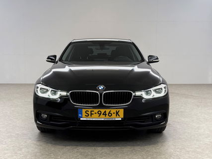 BMW 3 Serie 318i Executive LED Clima Cruise Navigatie PDC 16''LMV