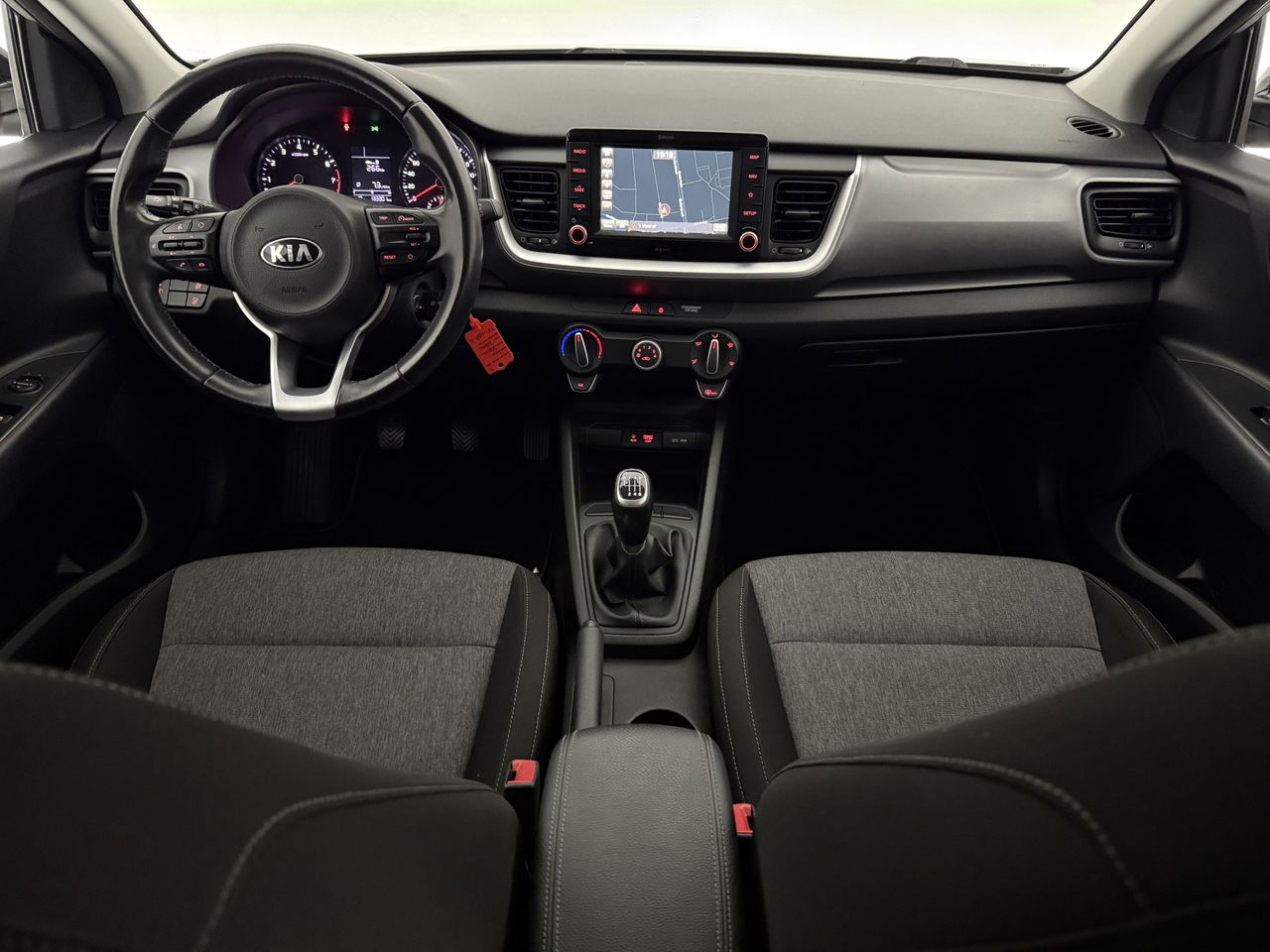 Kia Stonic 1.0 T-GDi LED | Carplay | Airco | Cruise | Navigatie | Parkeersensoren | 17''LMV