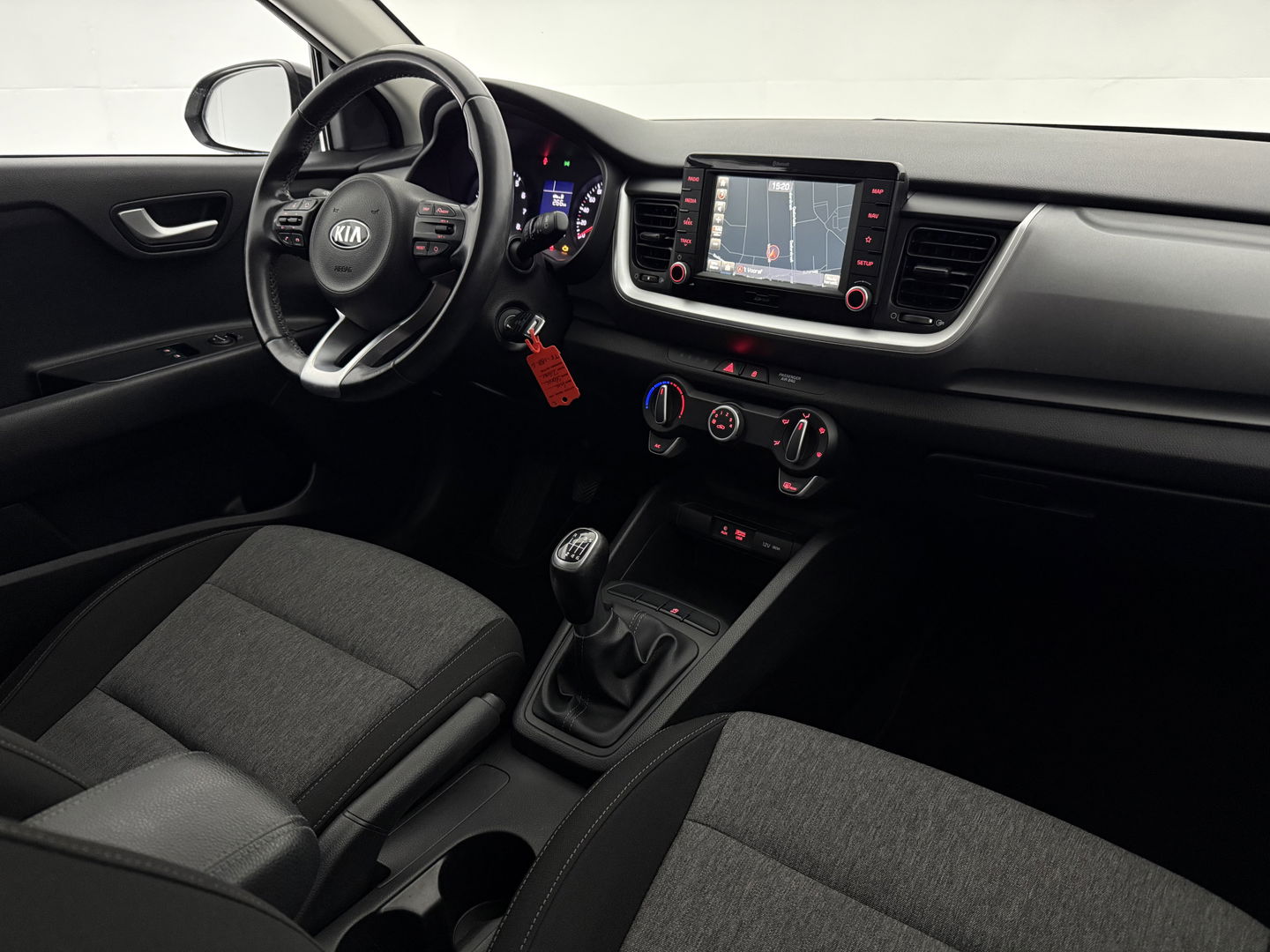 Kia Stonic 1.0 T-GDi LED | Carplay | Airco | Cruise | Navigatie | Parkeersens.
