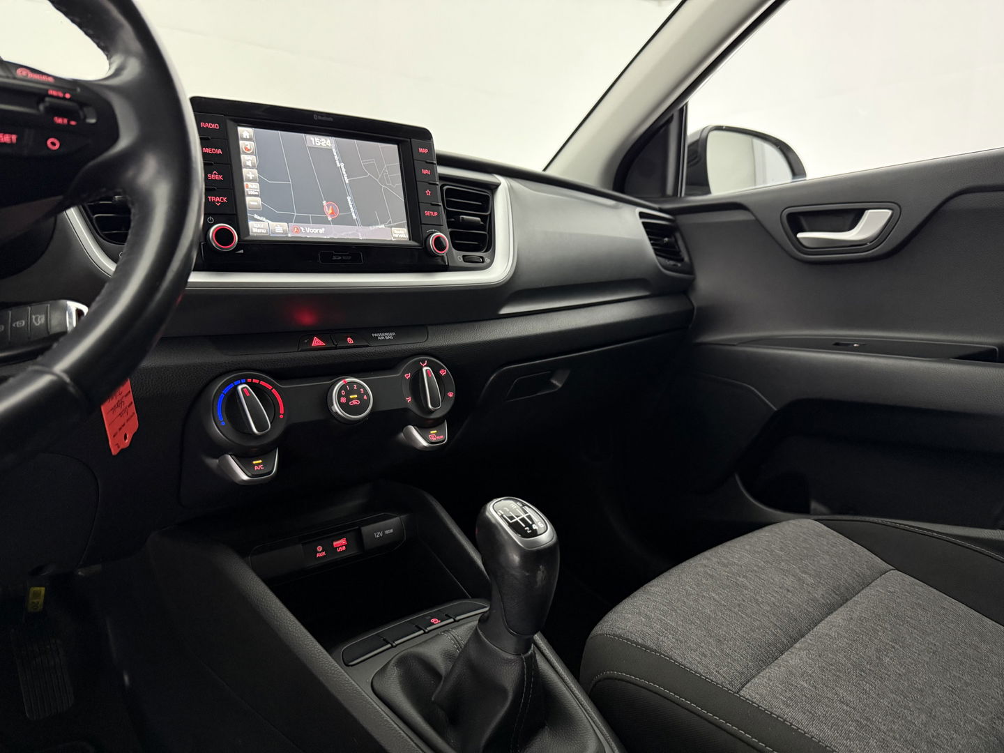 Kia Stonic 1.0 T-GDi LED | Carplay | Airco | Cruise | Navigatie | Parkeersens.