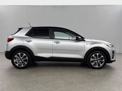 Kia Stonic 1.0 T-GDi LED | Carplay | Airco | Cruise | Navigatie | Parkeersensoren | 17''LMV