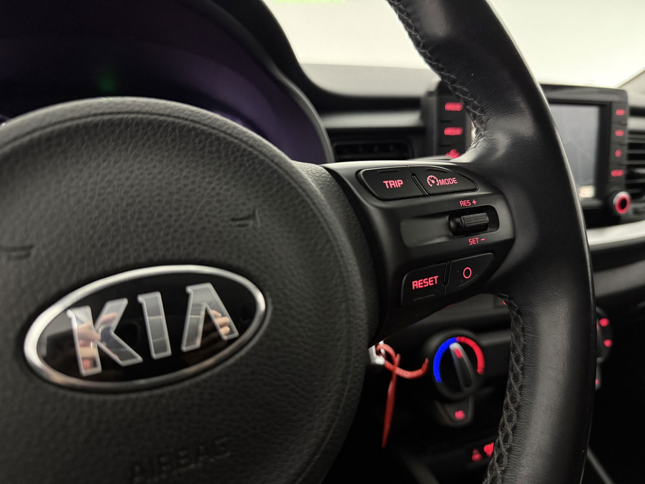 Kia Stonic 1.0 T-GDi LED | Carplay | Airco | Cruise | Navigatie | Parkeersensoren | 17''LMV