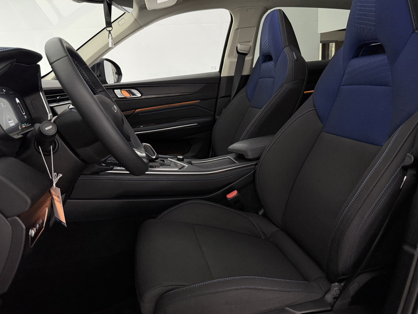 Lynk Co 01 1.5 262PK l Pano l Sfeer l LED l 360° l Memory l Virtual l  Carplay l Navi l Adaptive