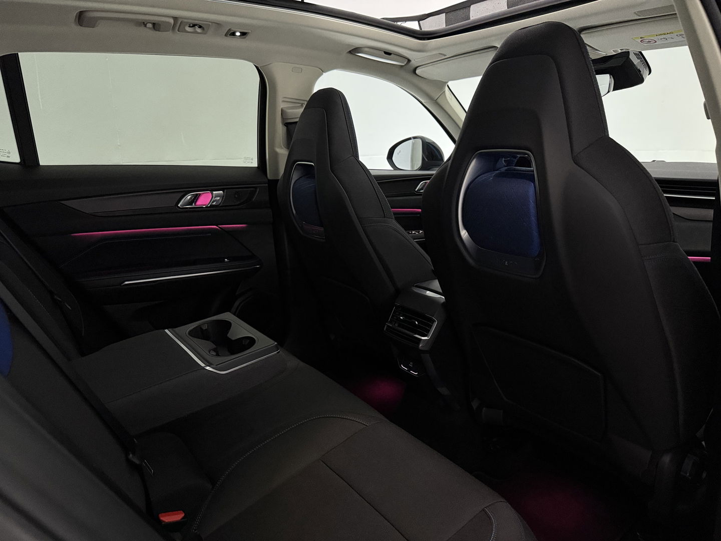 Lynk Co 01 1.5 262PK l Pano l Sfeer l LED l 360° l Memory l Virtual l  Carplay l Navi l Adaptive