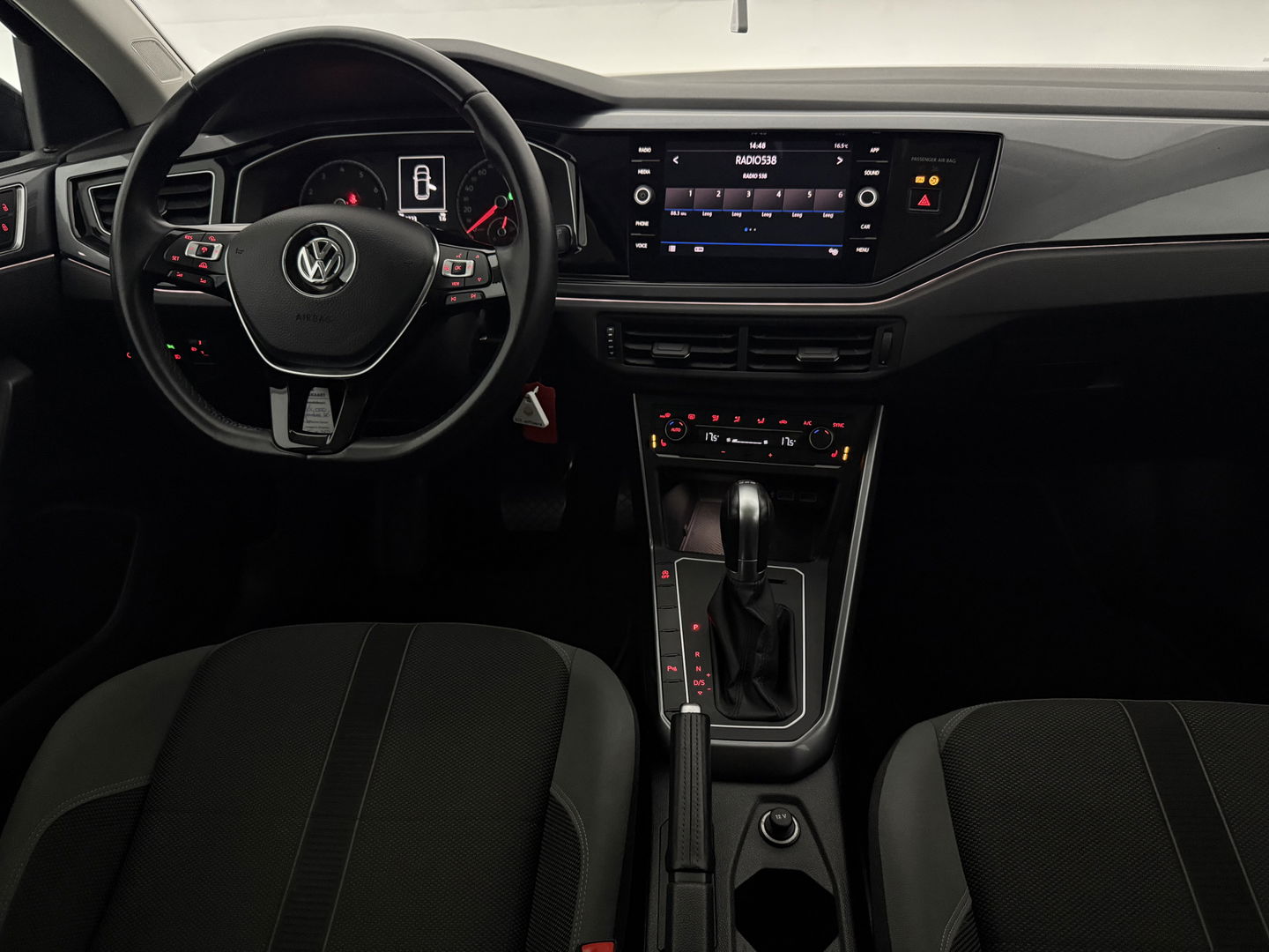 Volkswagen Polo 1.0 TSI Highline | Carplay | DSG | Navigatie | Parkeersens. | Clima | LED