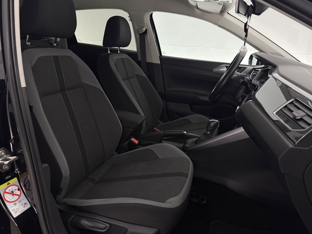 Volkswagen Polo 1.0 TSI Highline | Carplay | DSG | Navigatie | Parkeersens. | Clima | LED