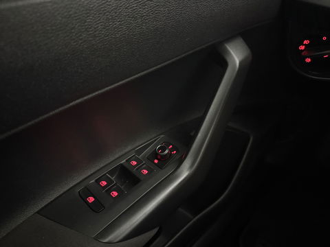 Volkswagen Polo 1.0 TSI Highline | Carplay | DSG | Navigatie | Parkeersens. | Clima | LED