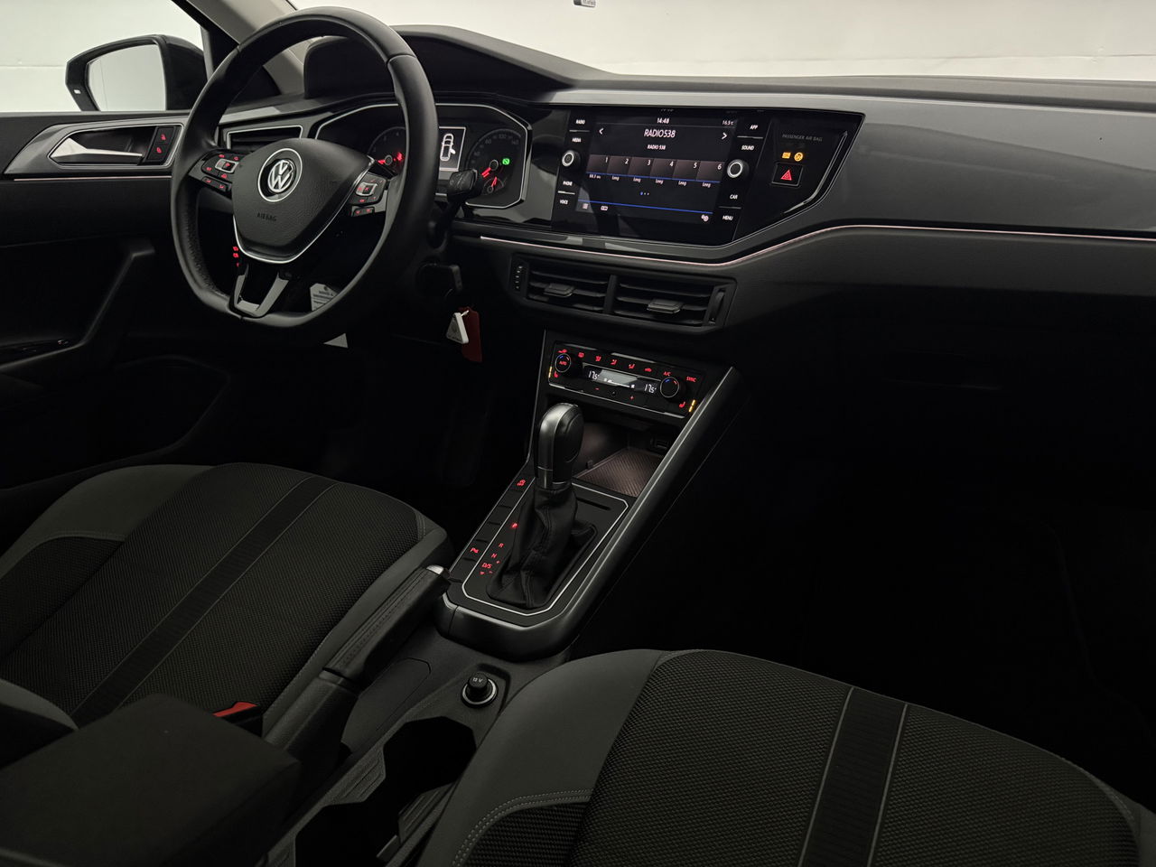 Volkswagen Polo 1.0 TSI Highline | Carplay | DSG | Navigatie | Parkeersens. | Clima | LED