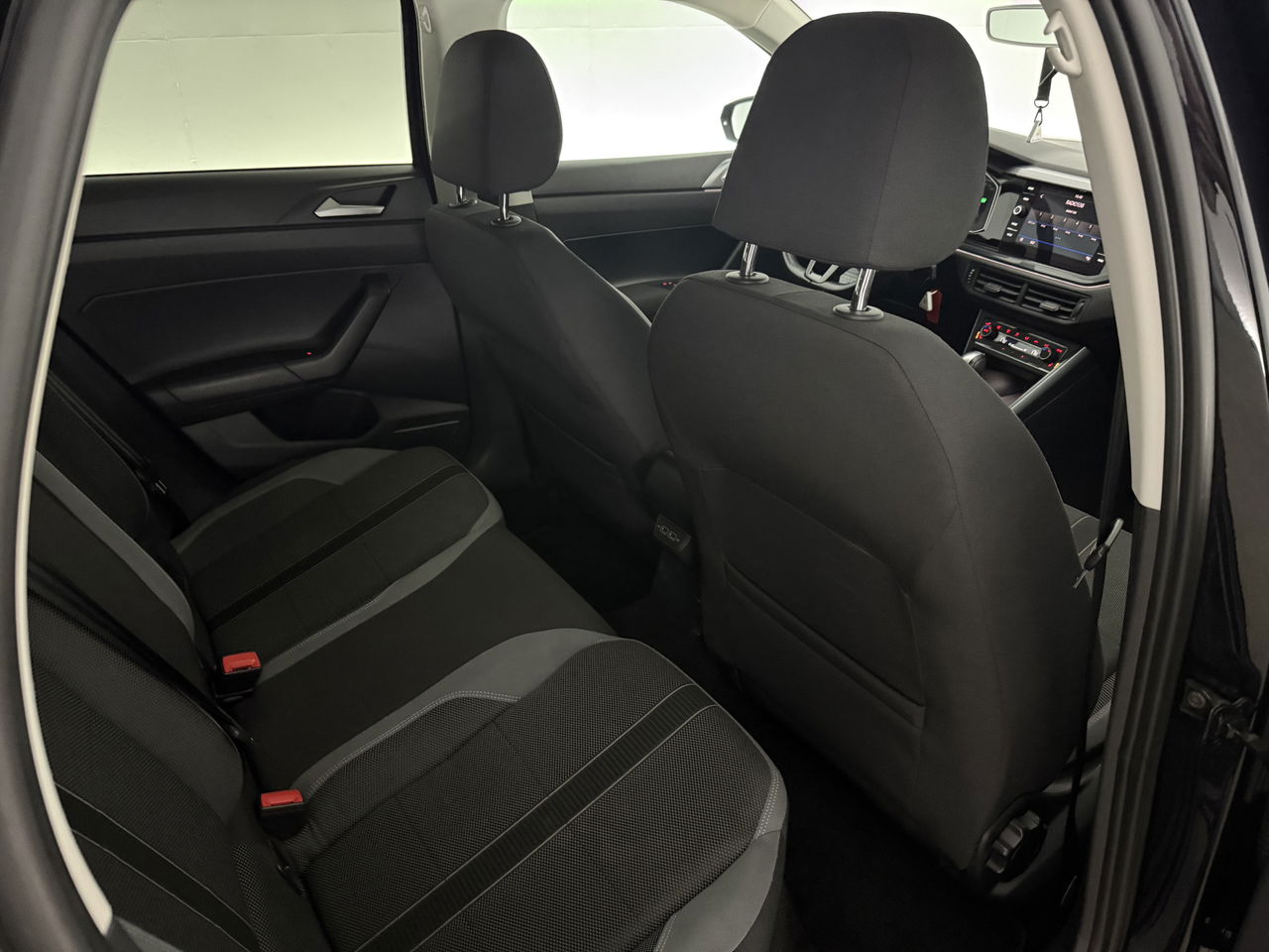 Volkswagen Polo 1.0 TSI Highline | Carplay | DSG | Navigatie | Parkeersens. | Clima | LED