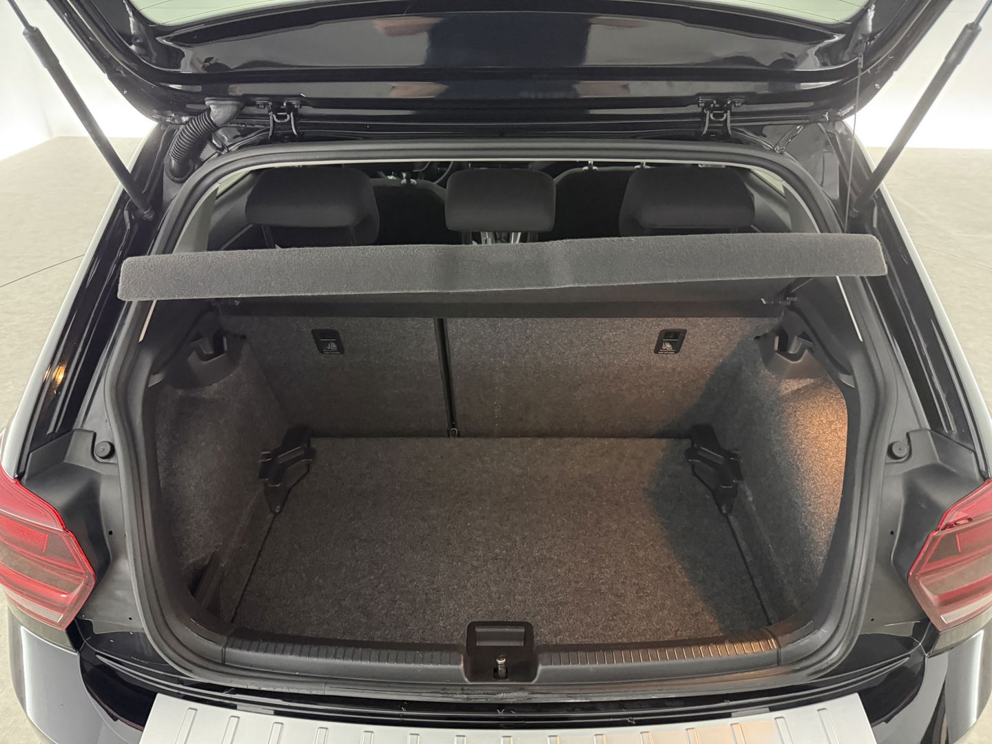 Volkswagen Polo 1.0 TSI Highline | Carplay | DSG | Navigatie | Parkeersens. | Clima | LED