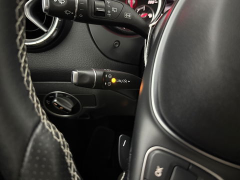 Mercedes-Benz CLA-Klasse 180 AMG | Camera | Trekh | Carplay | Cruise | Navi | LED | NAP