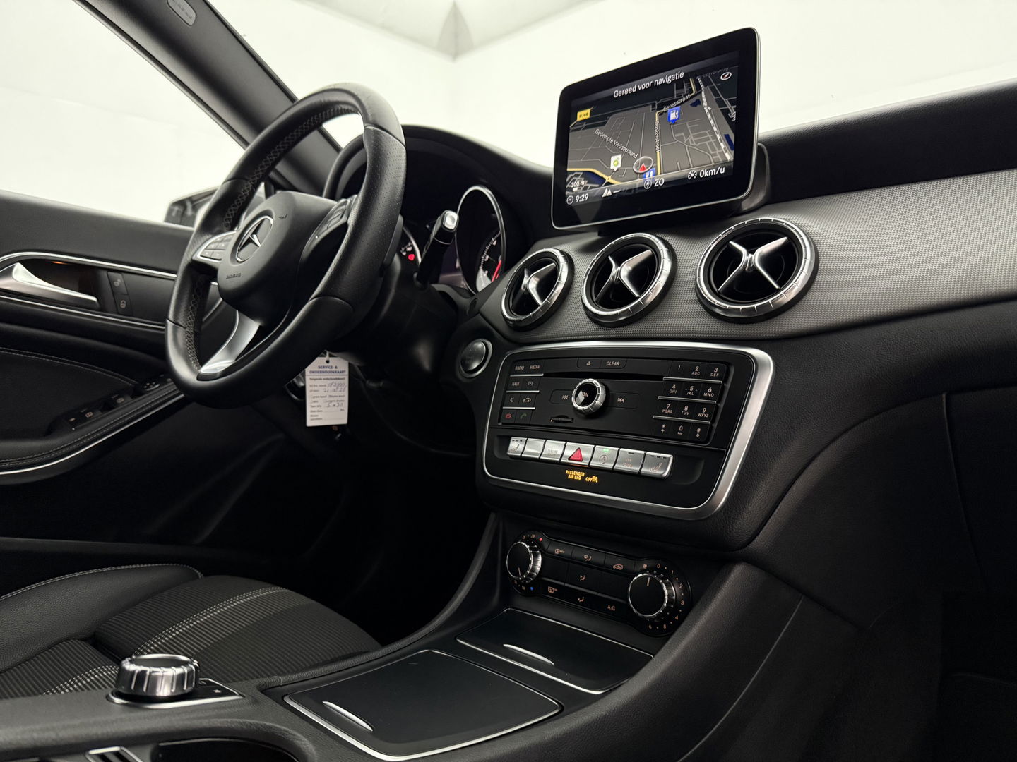 Mercedes-Benz CLA-Klasse 180 AMG | Camera | Trekh | Carplay | Cruise | Navi | LED | NAP