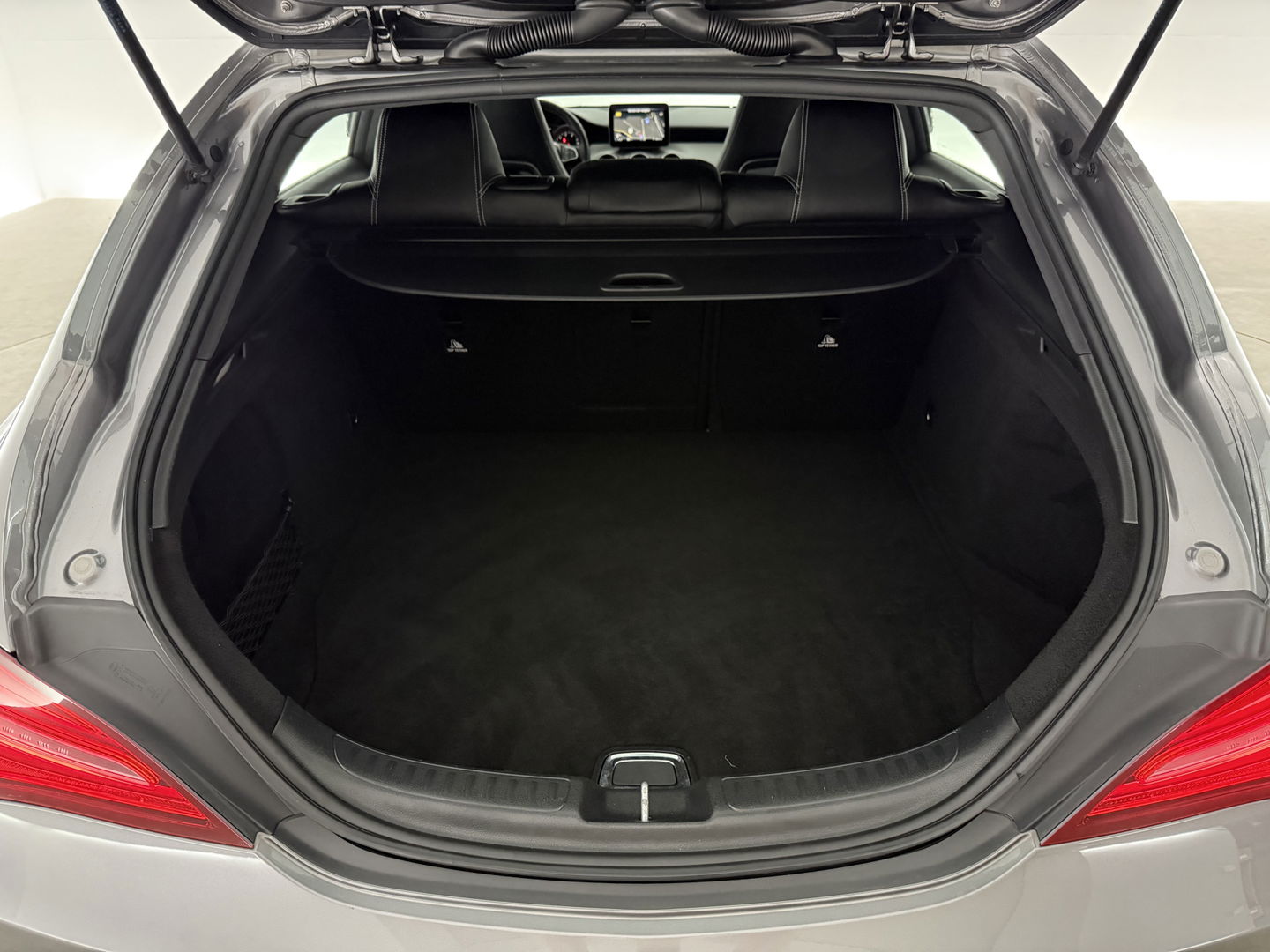 Mercedes-Benz CLA-Klasse 180 AMG | Camera | Trekh | Carplay | Cruise | Navi | LED | NAP