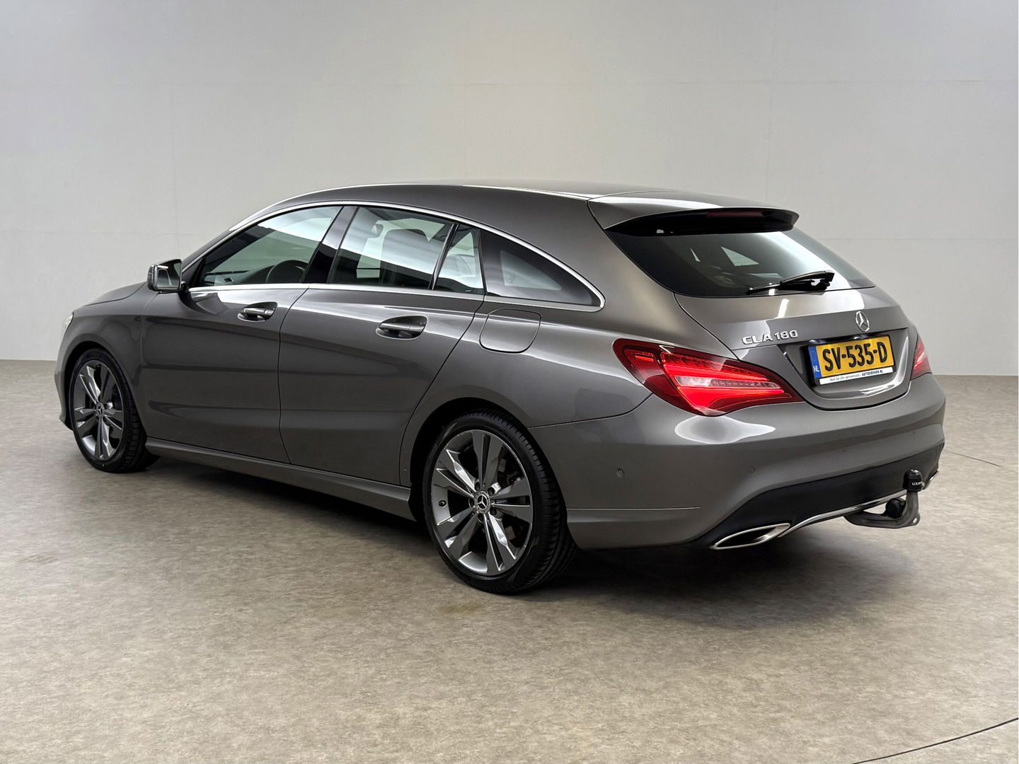 Mercedes-Benz CLA-Klasse 180 AMG | Camera | Trekh | Carplay | Cruise | Navi | LED | NAP