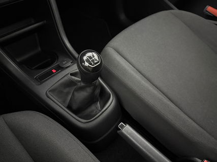 Volkswagen up! 1.0 | Navigatie | Cruise | Parkeersens | Camera | Airco | NAP