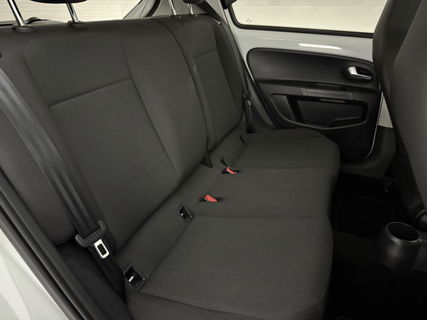 Volkswagen up! 1.0 | Navigatie | Cruise | Parkeersens | Camera | Airco | NAP