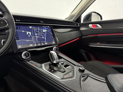 Lynk Co 01 1.5 | UNIEK Nardo Grey | 262PK Hybride 360Camera Pano ACC Sfeer LED Memory Carplay Clima Navi Virtual PDC 20"LMV