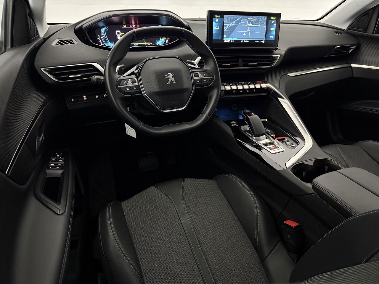 Peugeot 3008 1.6 Hybrid 222PK Allure | 360Camera | Carplay | Virtual Cockpit | LED | Trekhaak | 18''LMV