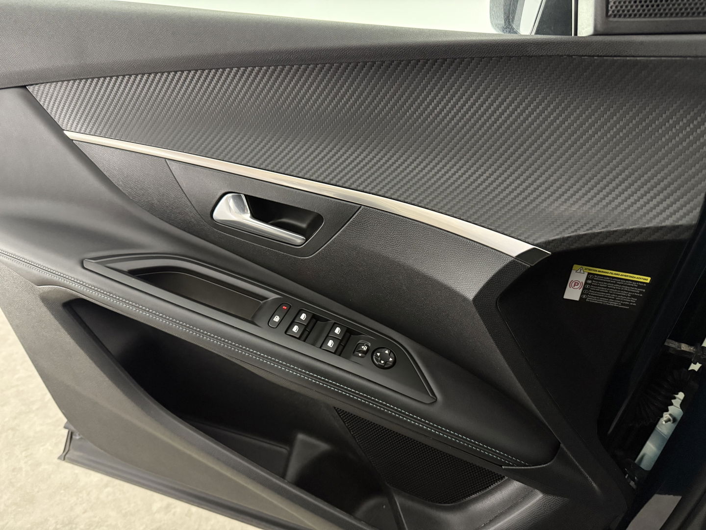 Peugeot 3008 1.6 Hybrid 222PK Allure | 360° | Carplay | Virtual  | LED | Trekh | Dodehoek